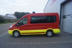 Ford Transit  in auffälliger RAL 1026-Lackierung ! (109)